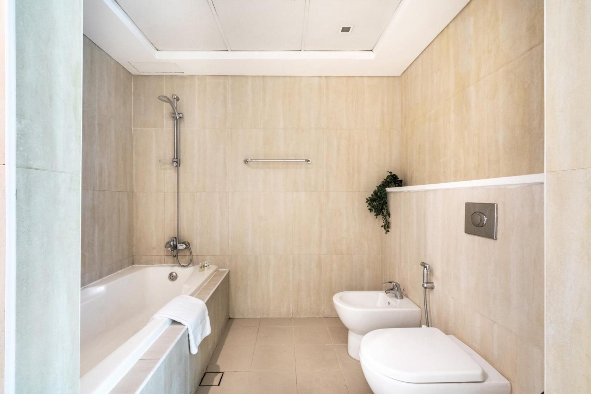 Artistic Retreat In Jbr With Private Access
